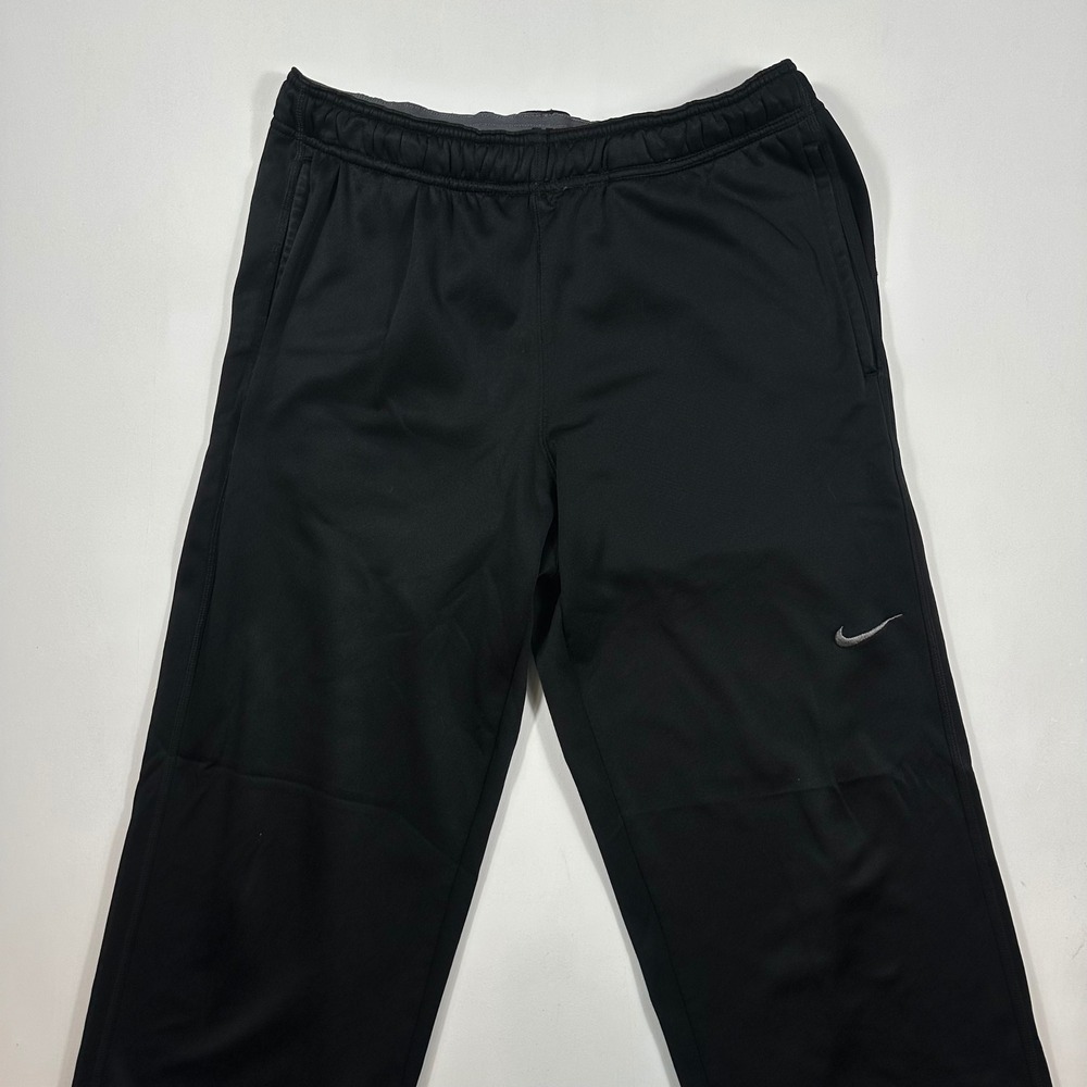Nike Therma-FIT Sweatpants Mens Size Medium Fleece Lined Training Black
